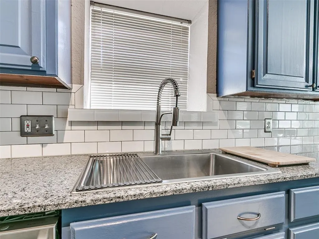 Photo 9 — 908 SE 38th Street, Moore, OK 73160