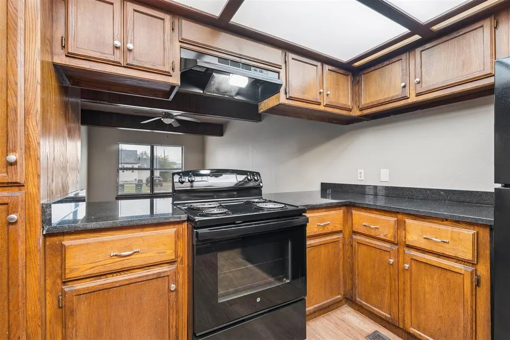Photo 13 — 4501 SE 20th Street, Del City, OK 73115