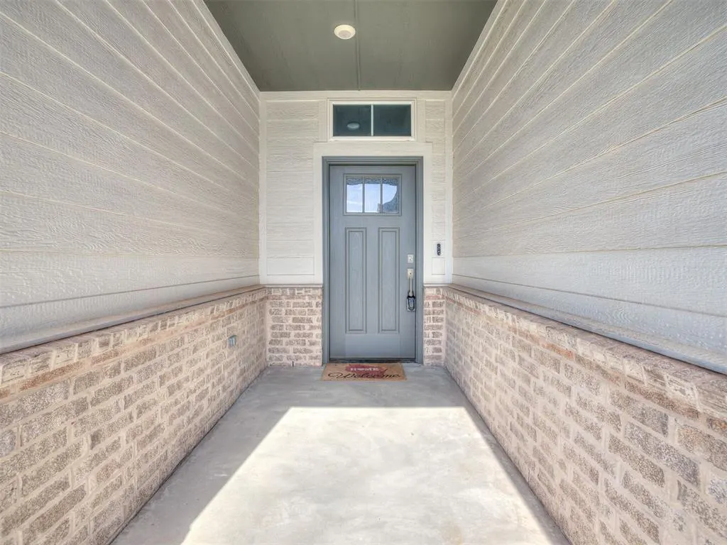 Photo 4 — 14905 Adelaide Lane, Oklahoma City, OK 73142