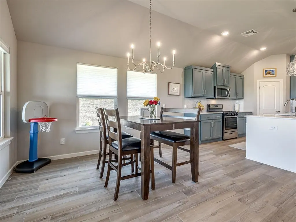 Photo 19 — 14905 Adelaide Lane, Oklahoma City, OK 73142