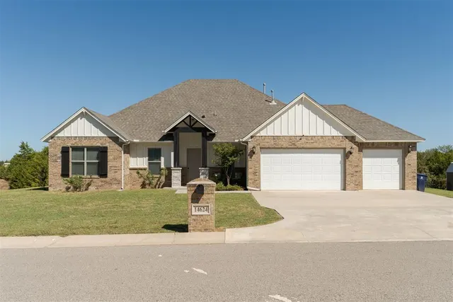 Photo 2 — 14624 Lockton Drive, Jones, OK 73049
