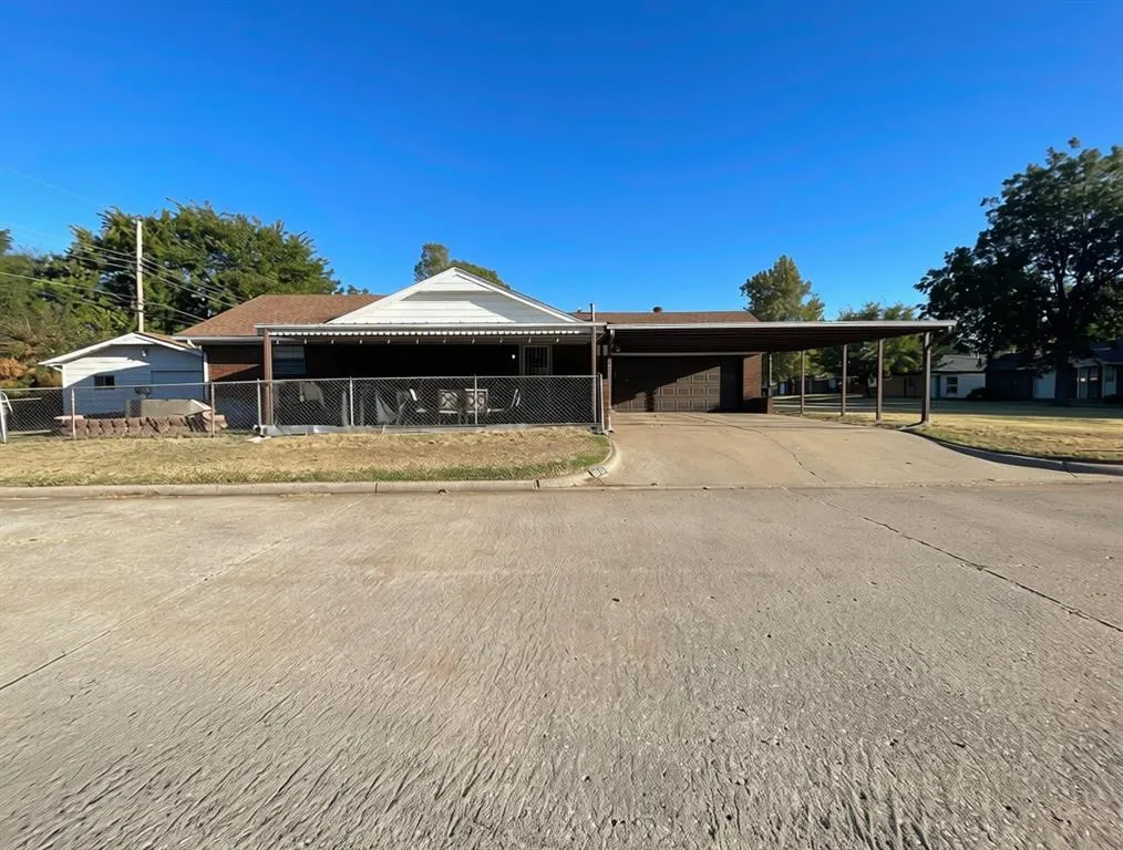 Front exterior — 701 Moraine Avenue, Midwest City, OK 73130