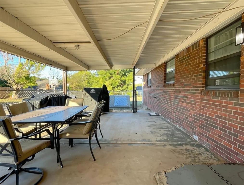 Photo 9 — 701 Moraine Avenue, Midwest City, OK 73130