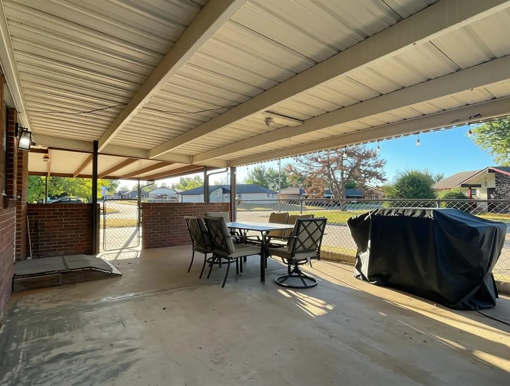 Photo 10 — 701 Moraine Avenue, Midwest City, OK 73130