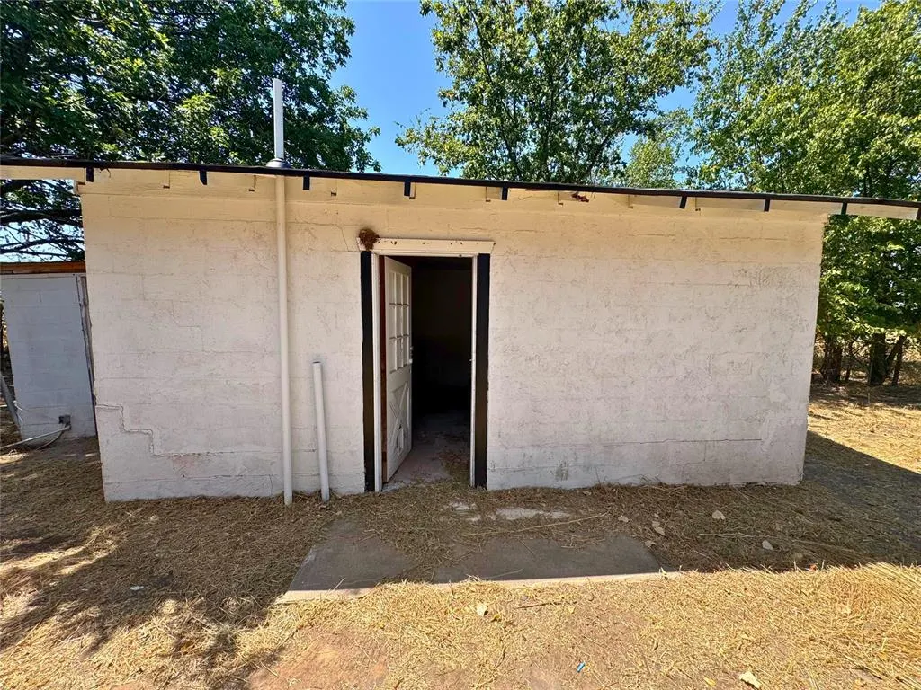 Photo 10 — 18550 168th Street, Lexington, OK 73051