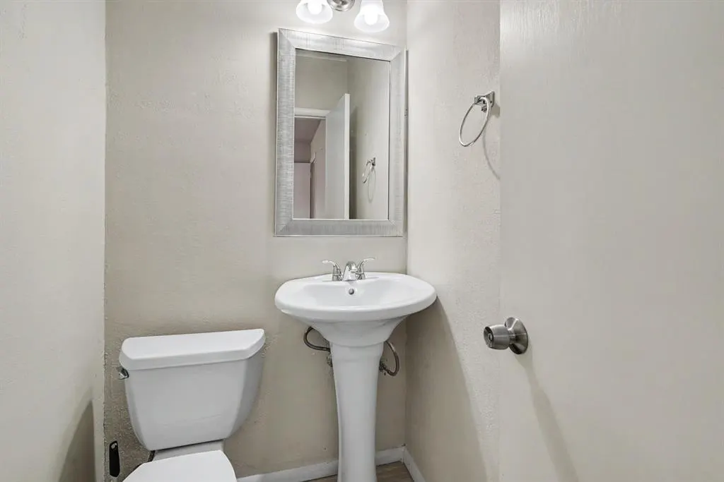 Photo 16 — 425 E Atkinson Drive, Midwest City, OK 73110