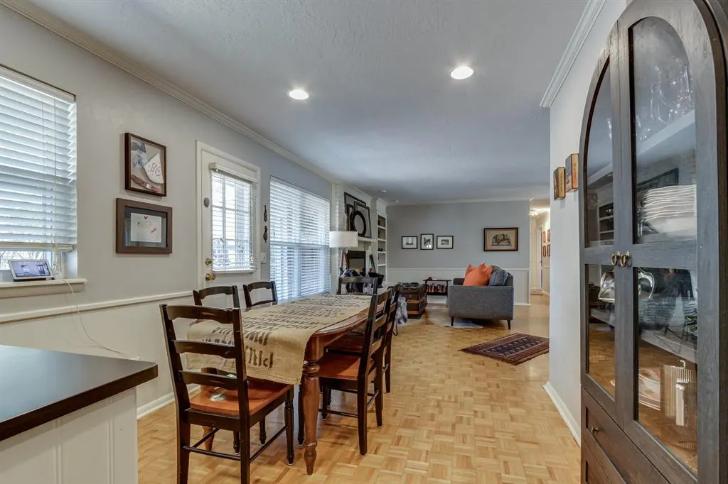 Photo 13 — 413 Steve Douglas Drive, Edmond, OK 73034