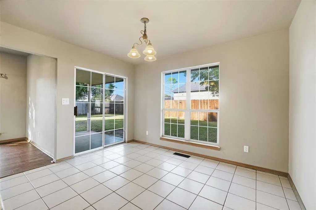 Photo 13 — 3417 E Wendy Circle, Altus, OK 73521