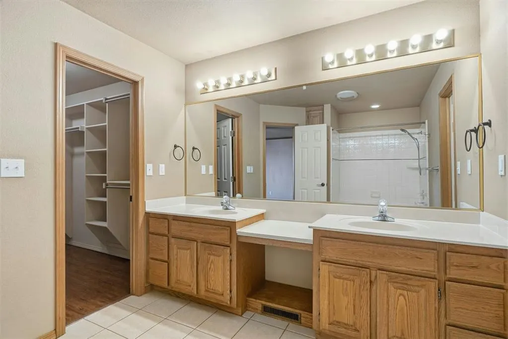 Photo 20 — 3417 E Wendy Circle, Altus, OK 73521