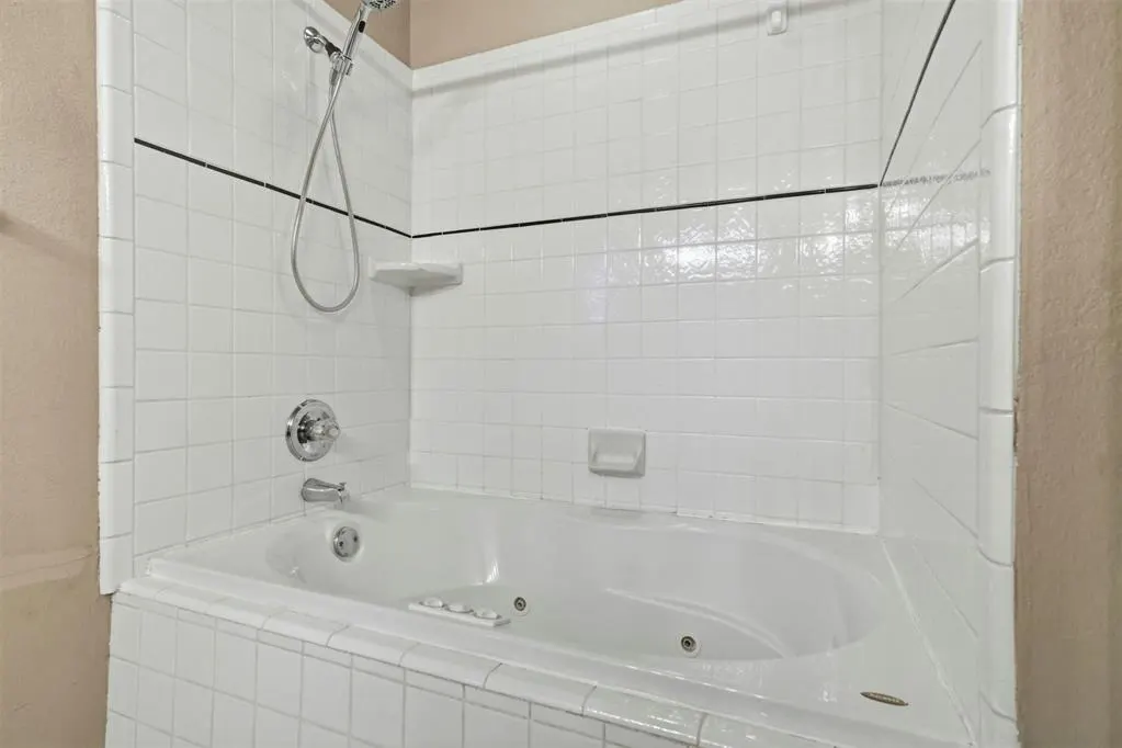 Photo 23 — 3417 E Wendy Circle, Altus, OK 73521