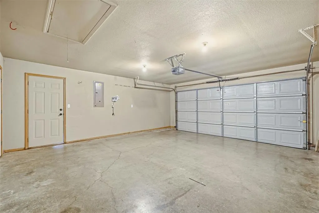 Photo 38 — 3417 E Wendy Circle, Altus, OK 73521