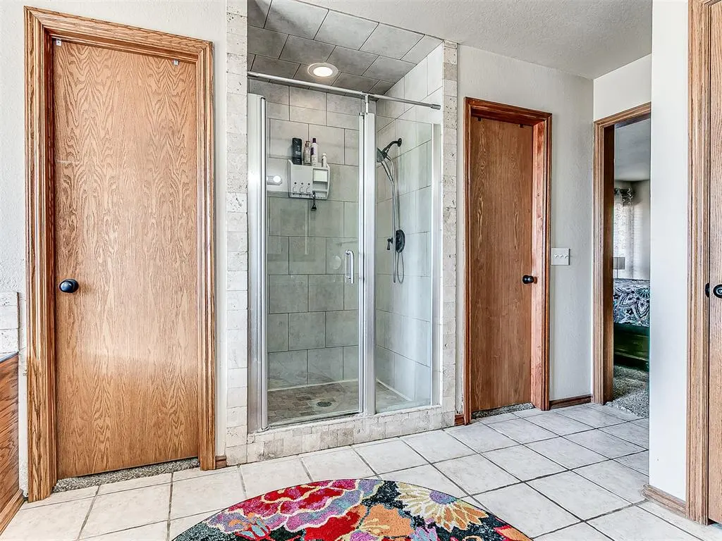 Photo 32 — 10025 Southern Creek Drive, Oklahoma City, OK 73165