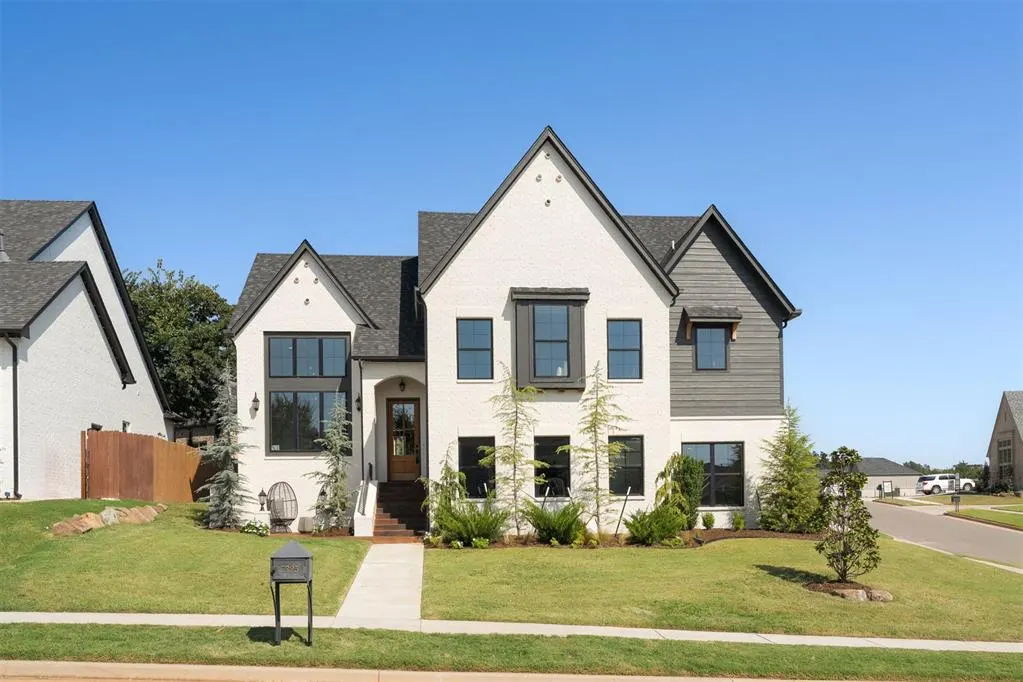 Front exterior — 7325 Skipping Stone Drive, Edmond, OK 73034