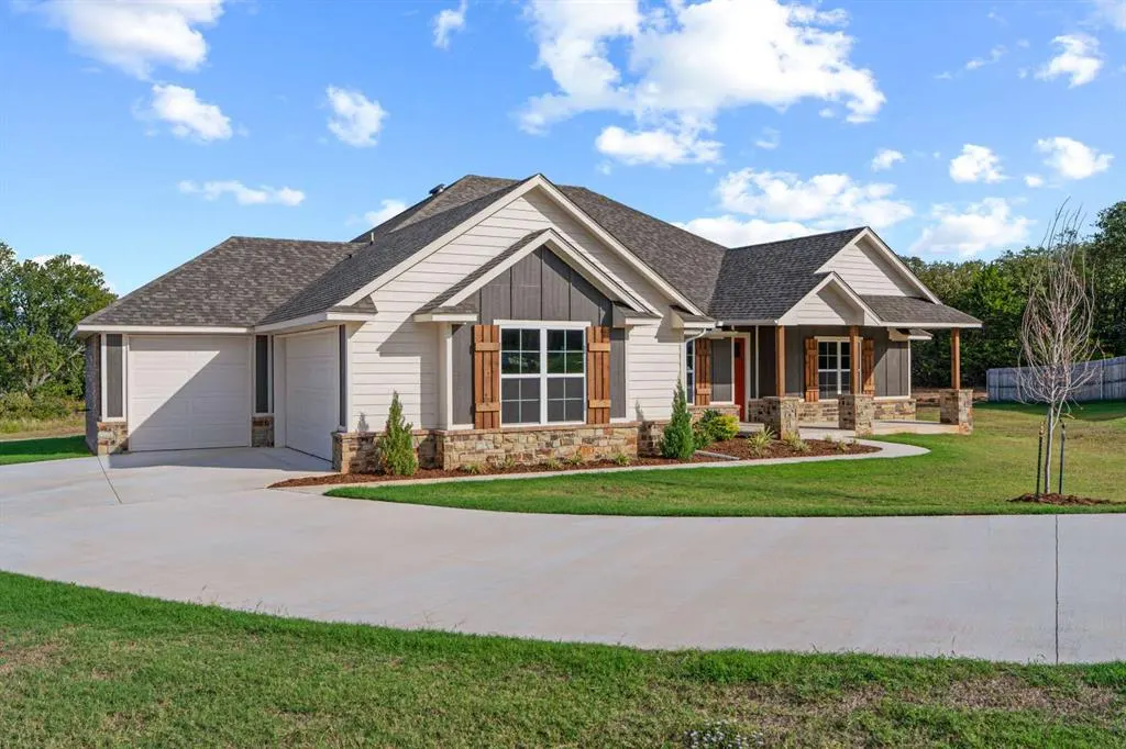 Photo 3 — 11179 Black Lion Court, Blanchard, OK 73010
