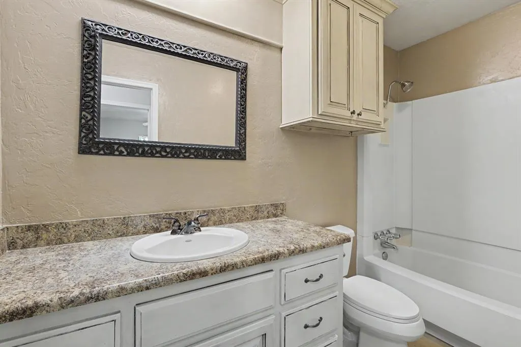 Photo 20 — 13513 Country Place, Oklahoma City, OK 73131