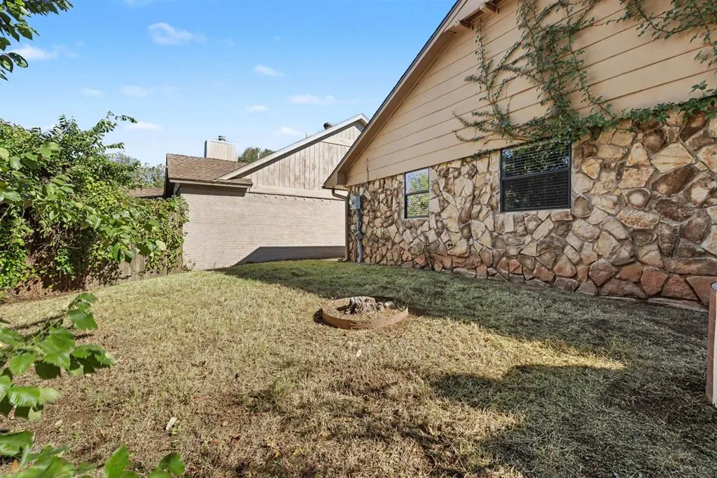 Photo 24 — 13513 Country Place, Oklahoma City, OK 73131