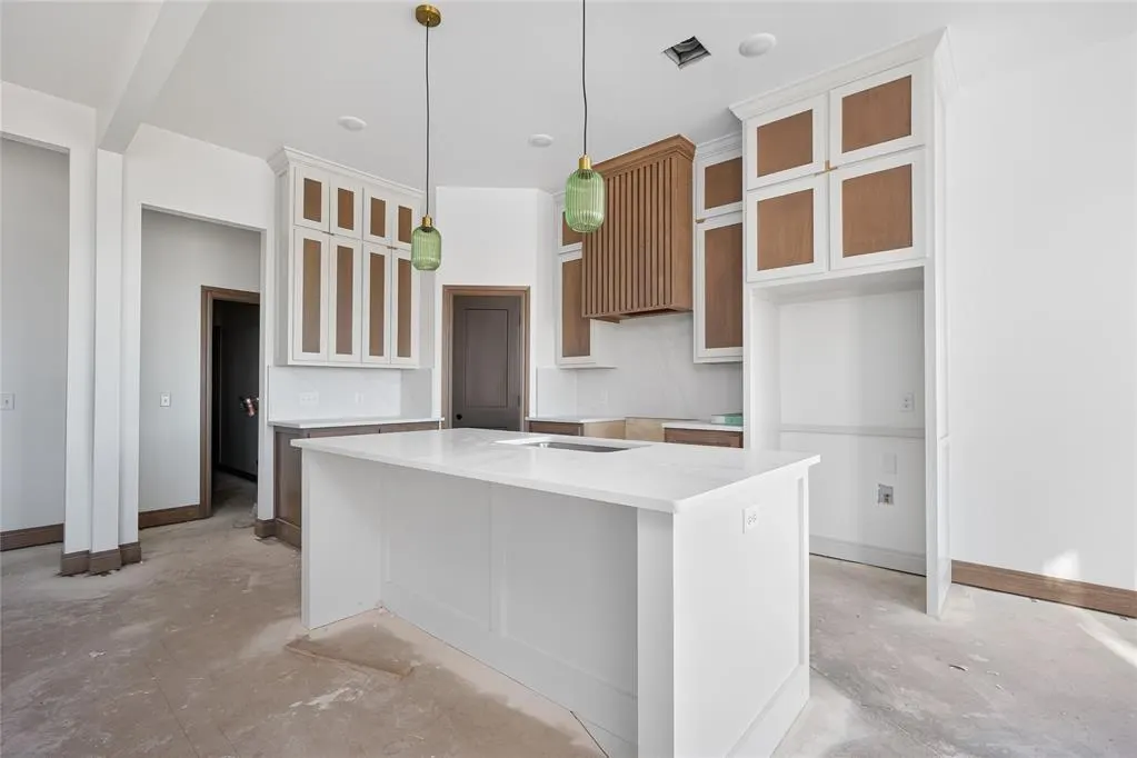 Photo 9 — 2443 Wind River Circle, Blanchard, OK 73010