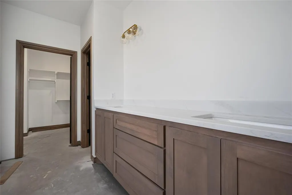 Photo 13 — 2443 Wind River Circle, Blanchard, OK 73010