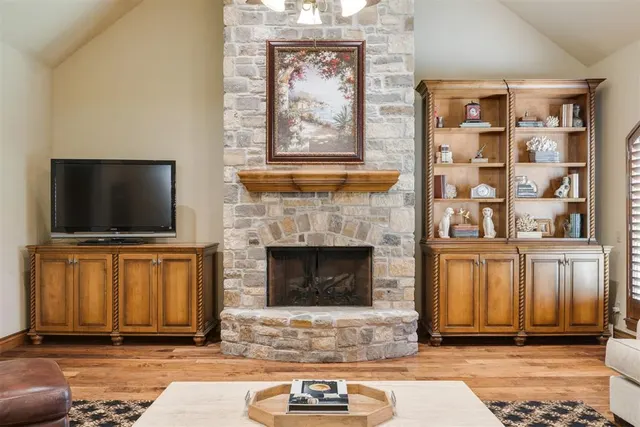 Photo 4 — 2511 Island Drive, Edmond, OK 73034
