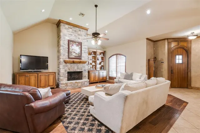 Photo 5 — 2511 Island Drive, Edmond, OK 73034