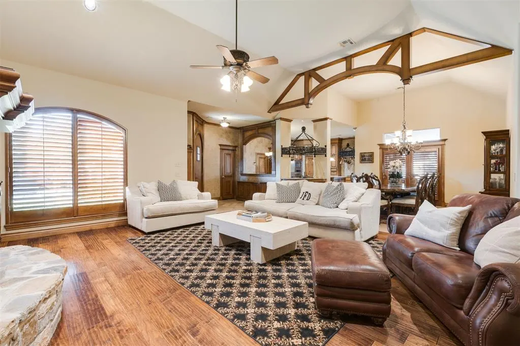 Photo 6 — 2511 Island Drive, Edmond, OK 73034