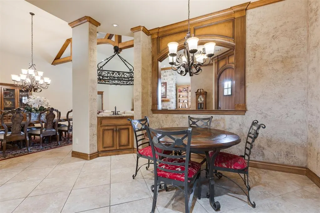 Photo 16 — 2511 Island Drive, Edmond, OK 73034