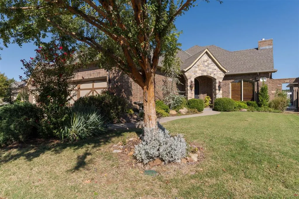 Photo 33 — 2511 Island Drive, Edmond, OK 73034