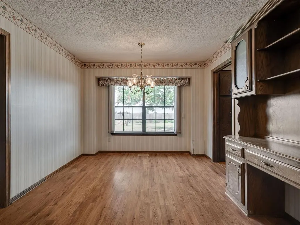 Photo 20 — 10005 Lakeshore Drive, Oklahoma City, OK 73120