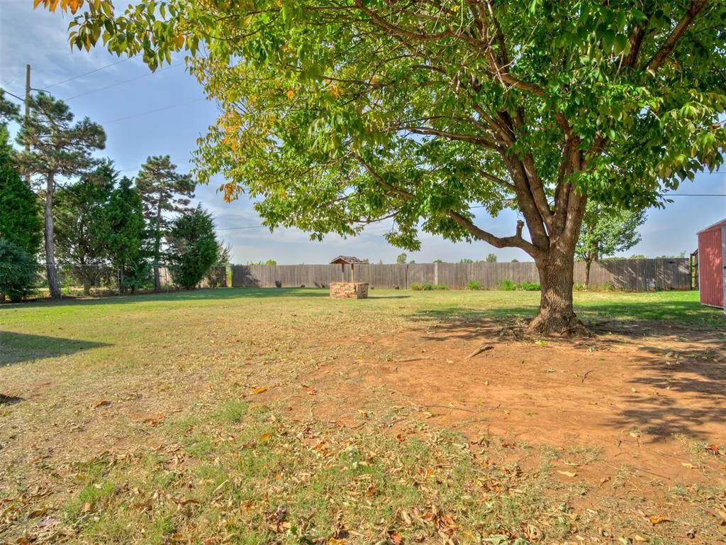 Photo 42 — 10005 Lakeshore Drive, Oklahoma City, OK 73120