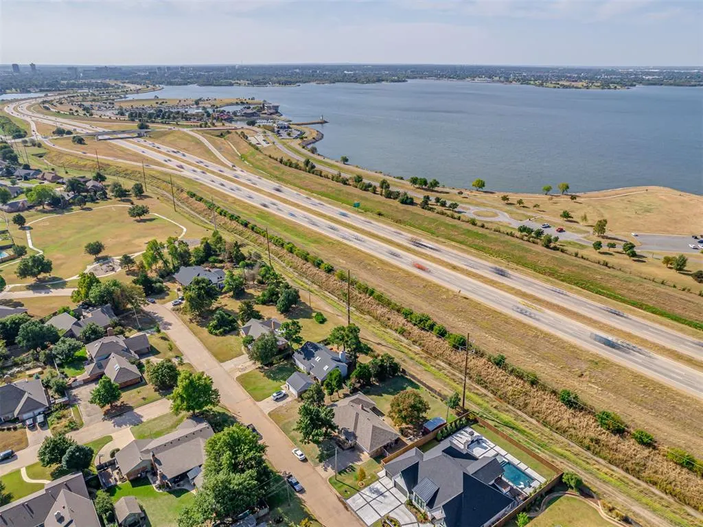 Photo 46 — 10005 Lakeshore Drive, Oklahoma City, OK 73120