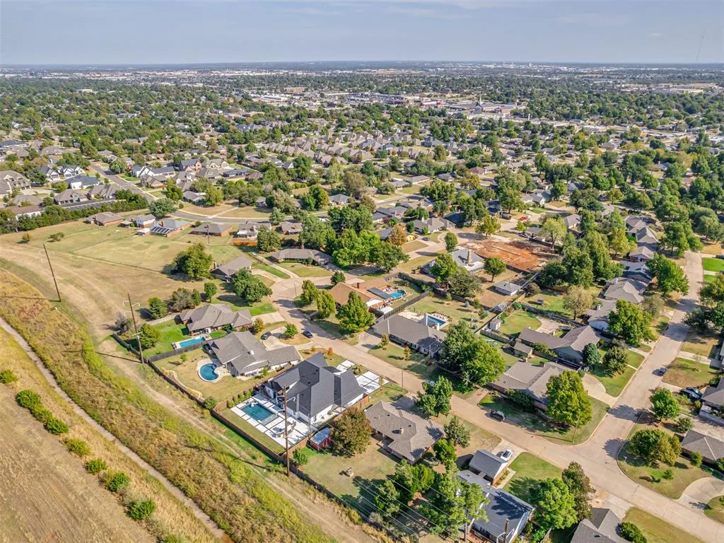 Photo 47 — 10005 Lakeshore Drive, Oklahoma City, OK 73120