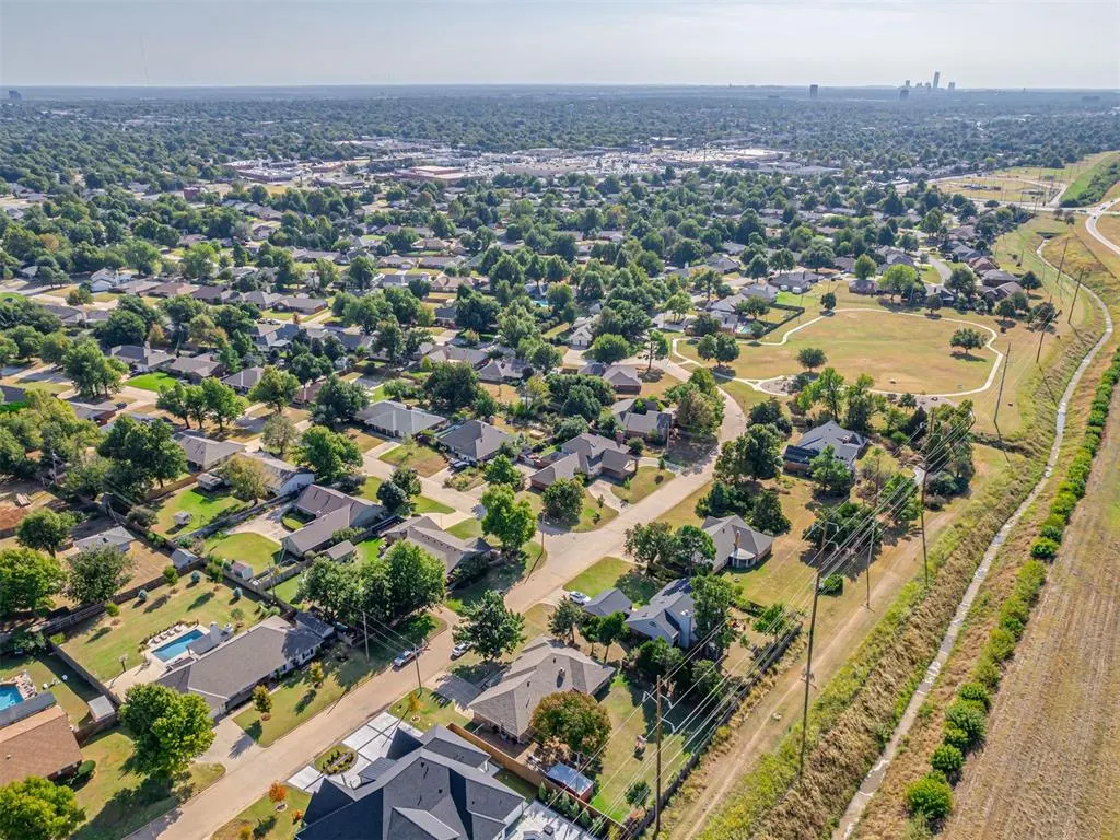 Photo 48 — 10005 Lakeshore Drive, Oklahoma City, OK 73120