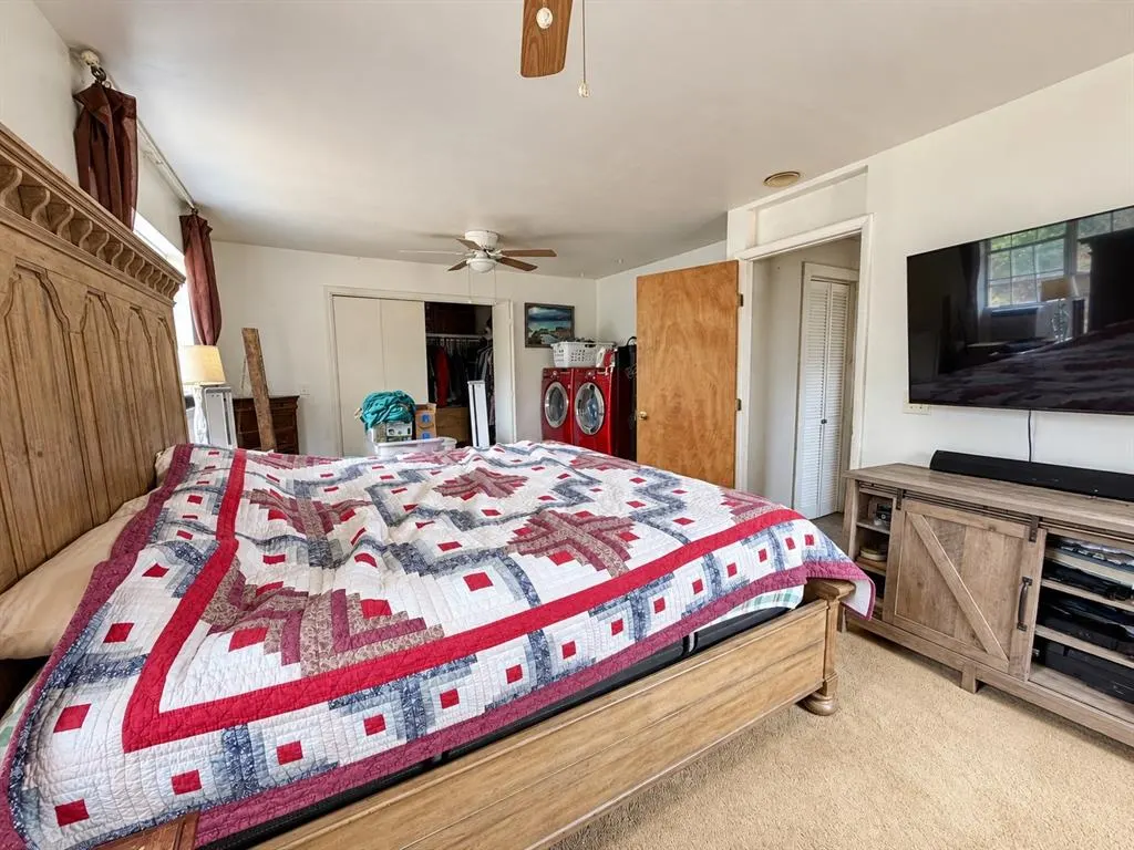 Photo 4 — 21605 E Eighth Street, Hinton, OK 73047