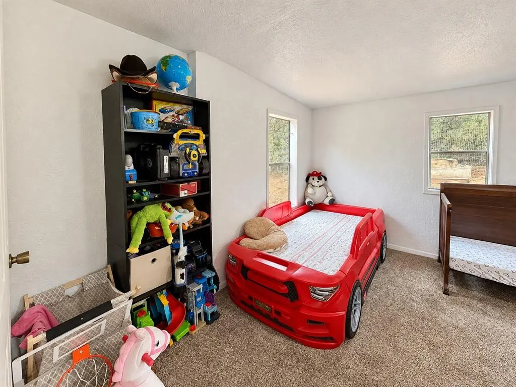 Photo 13 — 21605 E Eighth Street, Hinton, OK 73047