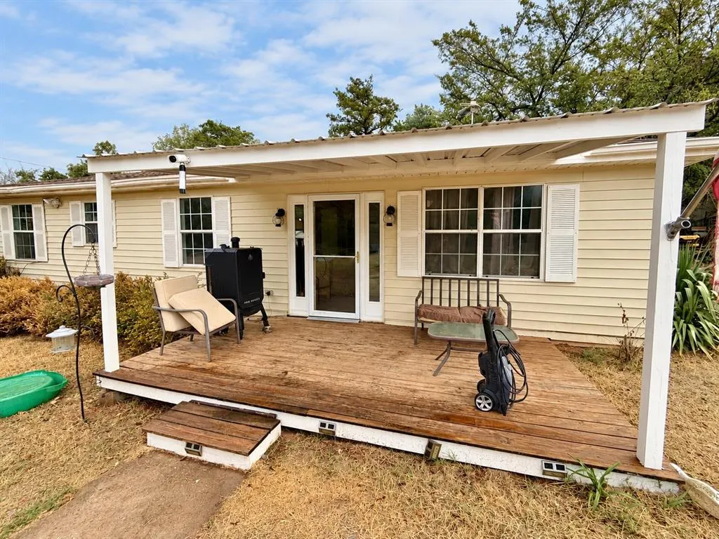 Photo 18 — 21605 E Eighth Street, Hinton, OK 73047