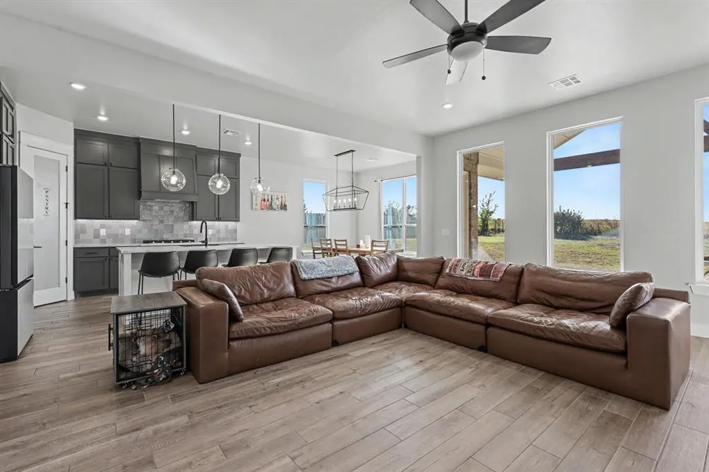 Photo 7 — 4121 Great Redwood Road, Norman, OK 73065