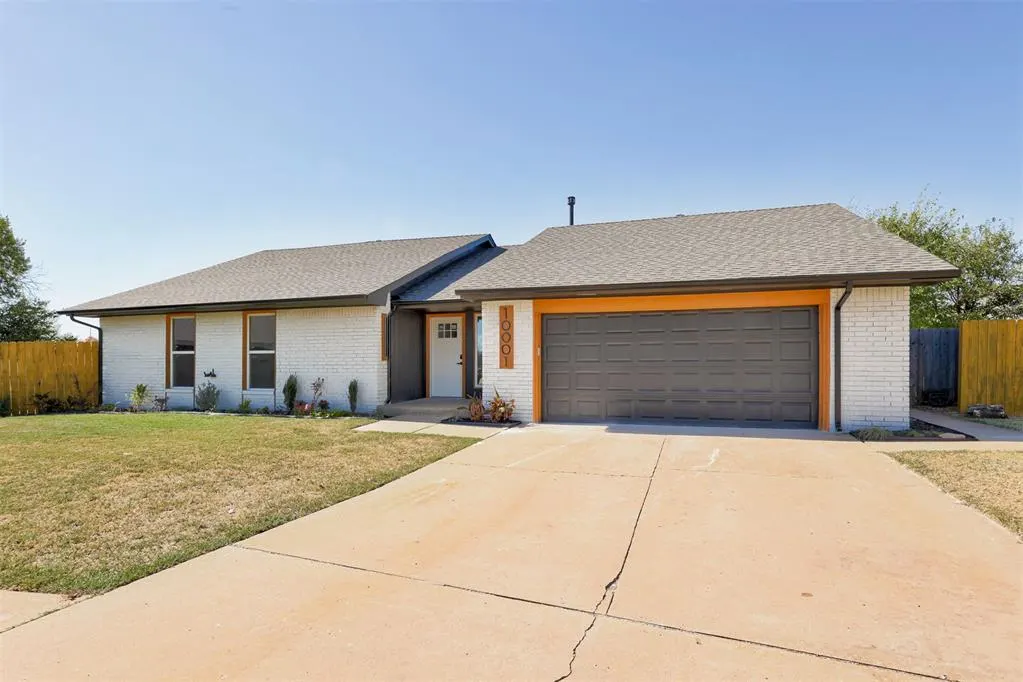 Photo 2 — 10001 Midfield Cross Street, Oklahoma City, OK 73159