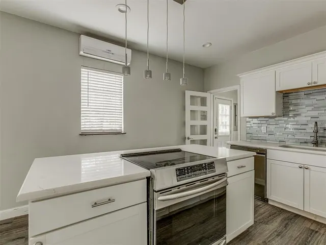 Photo 8 — 204 W Wallace Street, Shawnee, OK 74801