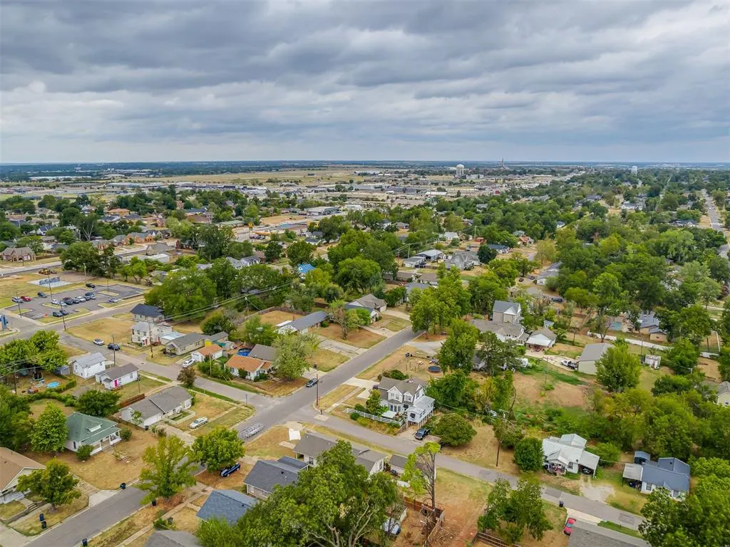 Photo 39 — 204 W Wallace Street, Shawnee, OK 74801