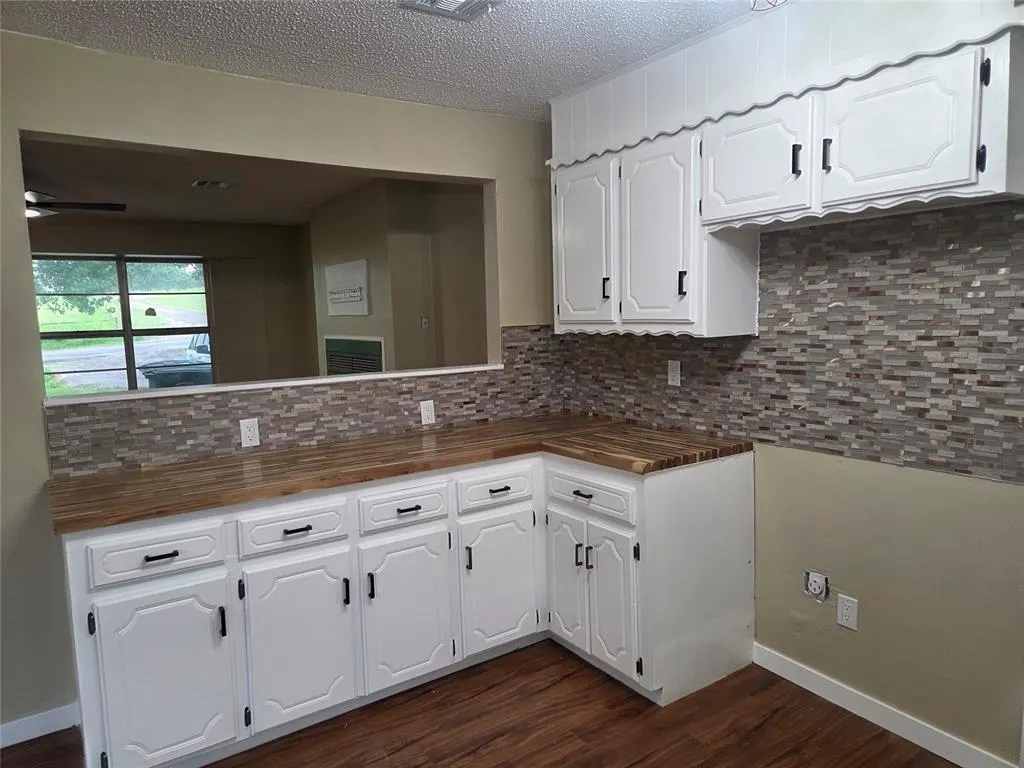 Photo 11 — 2707 W Royal Oaks Road, Pauls Valley, OK 73075