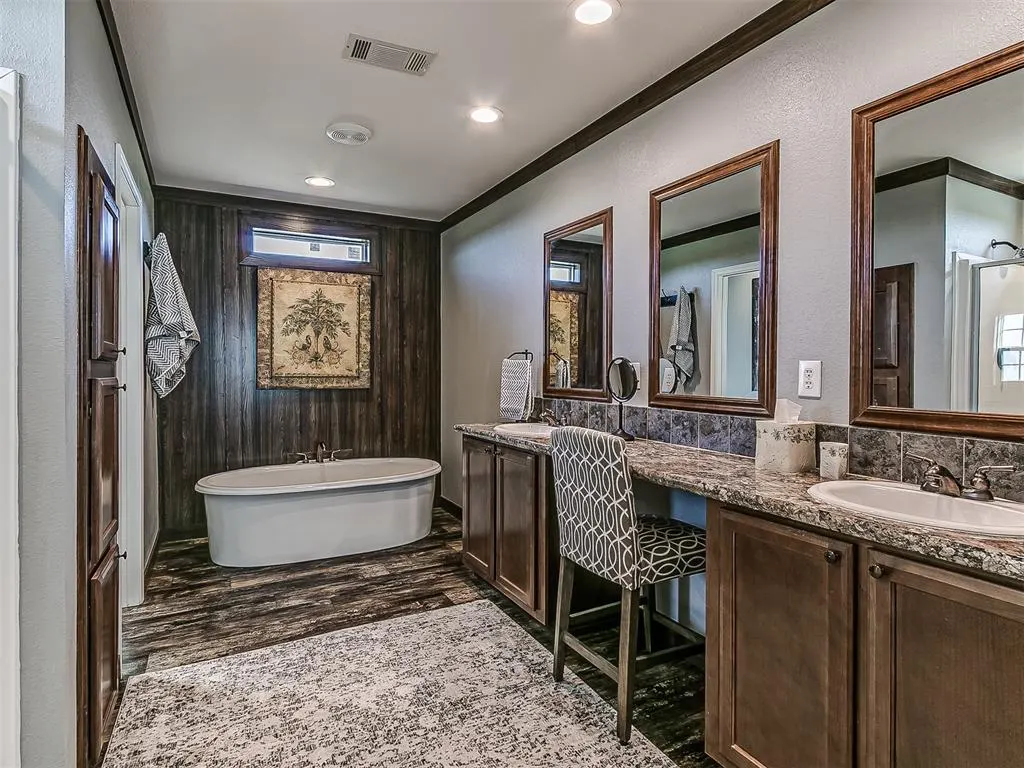 Photo 28 — 343764 E 860 Road, Chandler, OK 74834