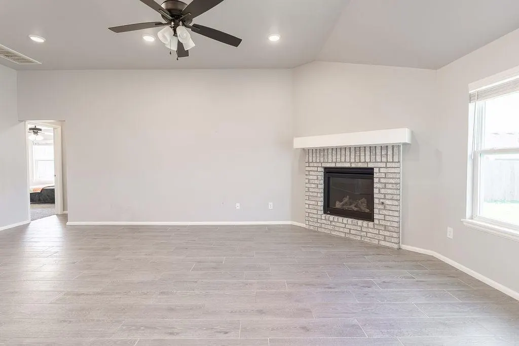Photo 13 — 401 Nest Drive, Yukon, OK 73099