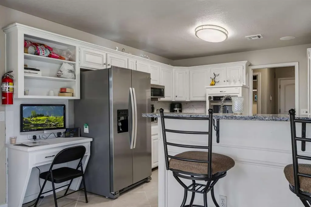 Photo 9 — 11616 Royal Coach Drive, Yukon, OK 73099