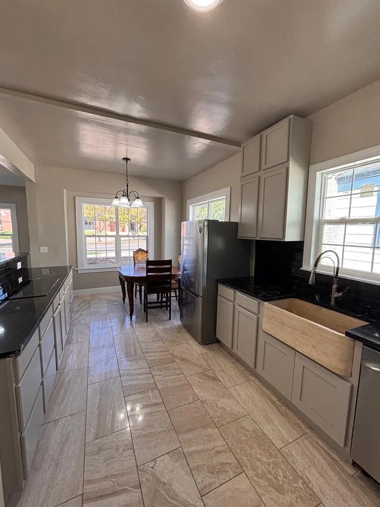 Photo 10 — 1812 NW 23rd Street, Oklahoma City, OK 73106