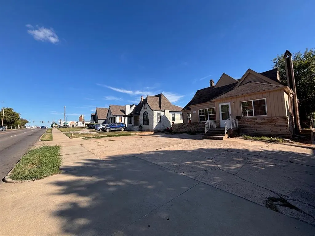 Photo 38 — 1812 NW 23rd Street, Oklahoma City, OK 73106