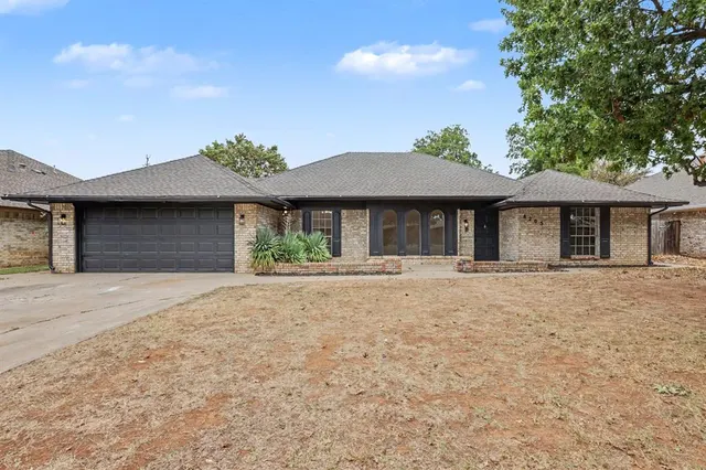 Photo 2 — 8205 NW 101st Street, Oklahoma City, OK 73162