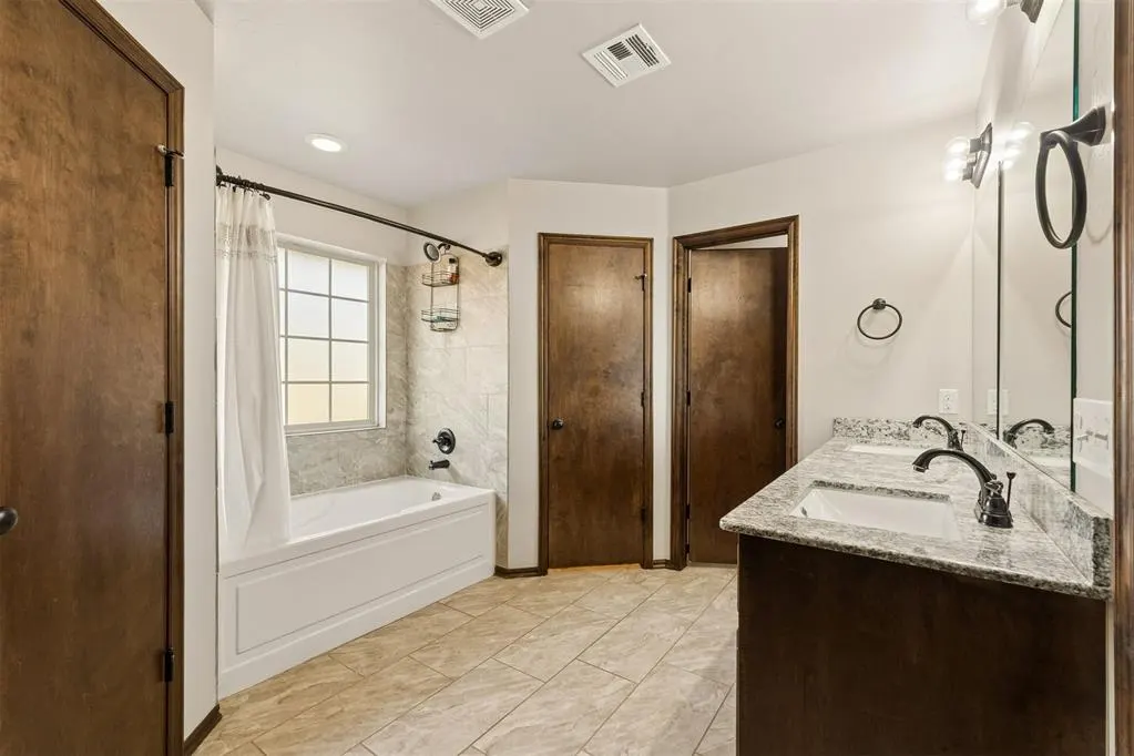 Photo 19 — 1926 County Street 2985, Blanchard, OK 73010