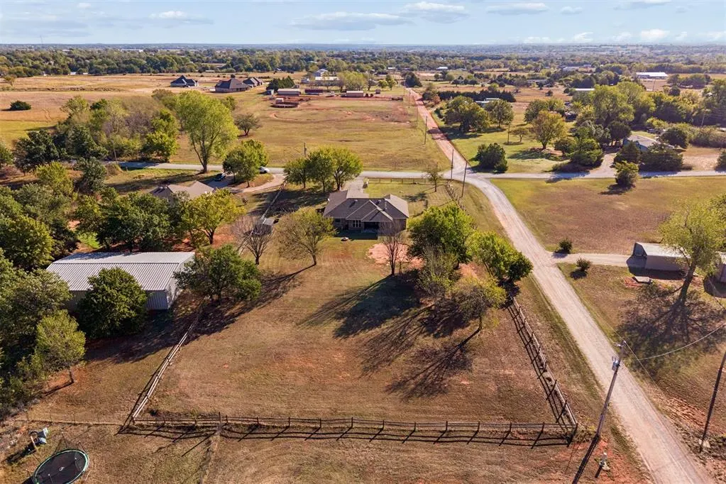 Photo 38 — 1926 County Street 2985, Blanchard, OK 73010