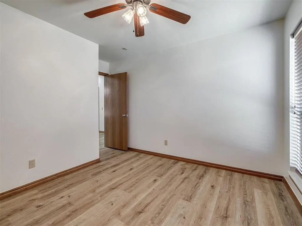 Photo 34 — 802 Hampton Court, El Reno, OK 73036