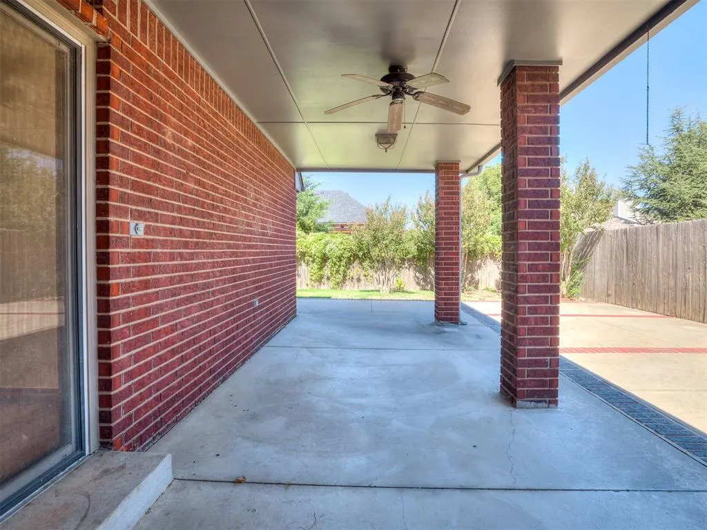 Photo 38 — 802 Hampton Court, El Reno, OK 73036